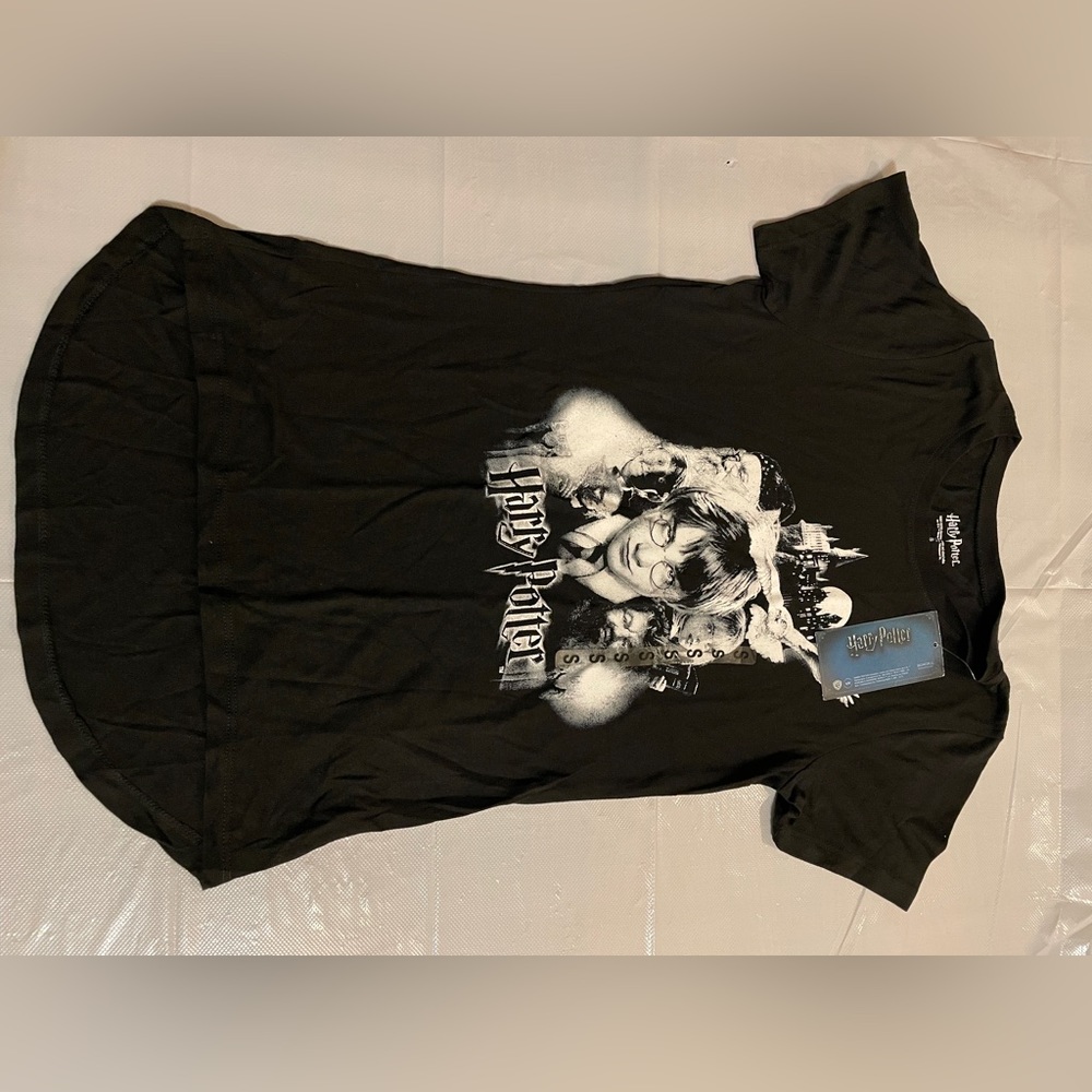 Harry Potter Womens Black T-Shirt - size Medium - New with Tags